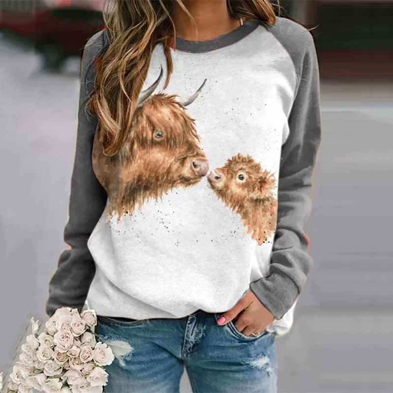Women's Western Retro Beautiful Highland Cow And Her Calf Print Casual Sweatshirt