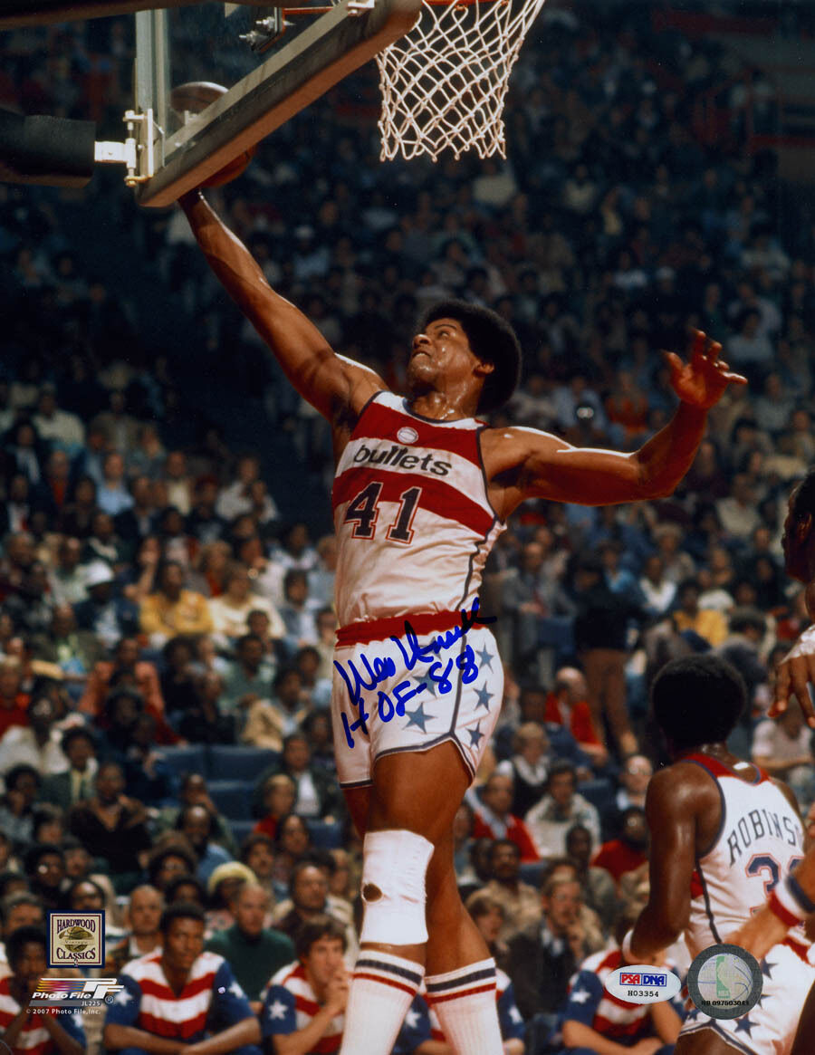 Wes Unseld SIGNED 11x14 Photo Poster painting + HOF 88 Washington Bullets PSA/DNA AUTOGRAPHED