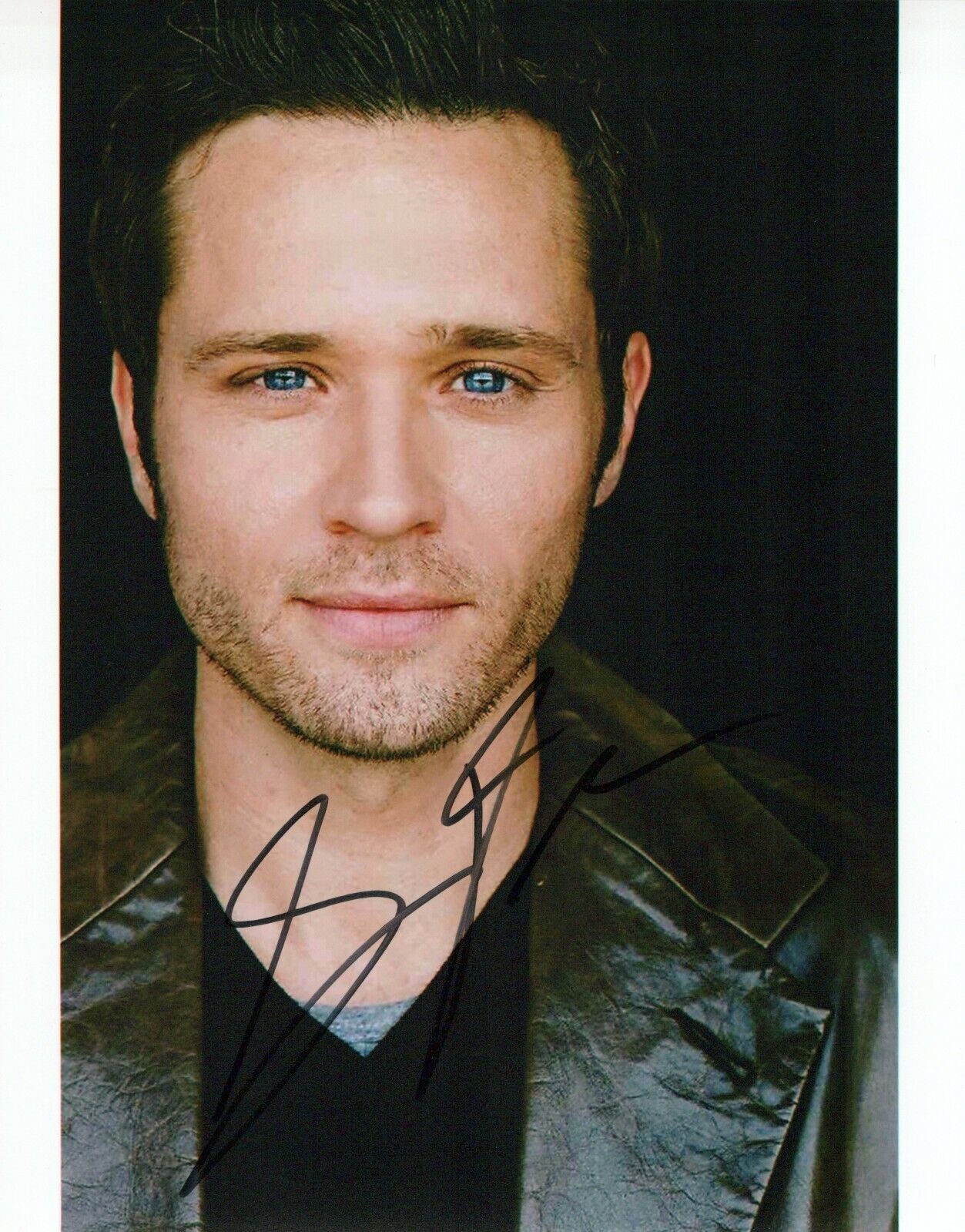 Seamus Dever head shot autographed Photo Poster painting signed 8x10 #1