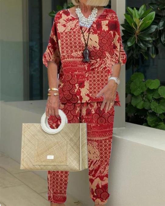 Loose Casual Totem Print Round Neck Suit