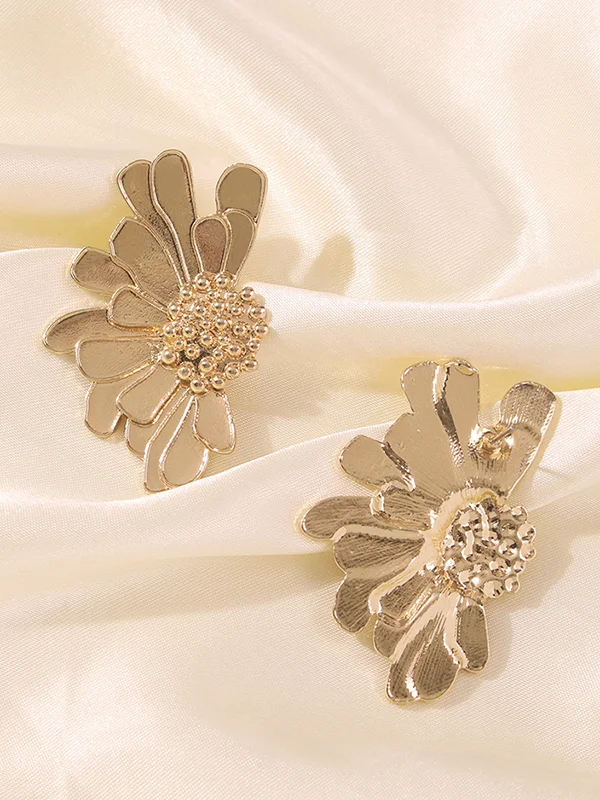 Vintage Alloy Flower Earrings