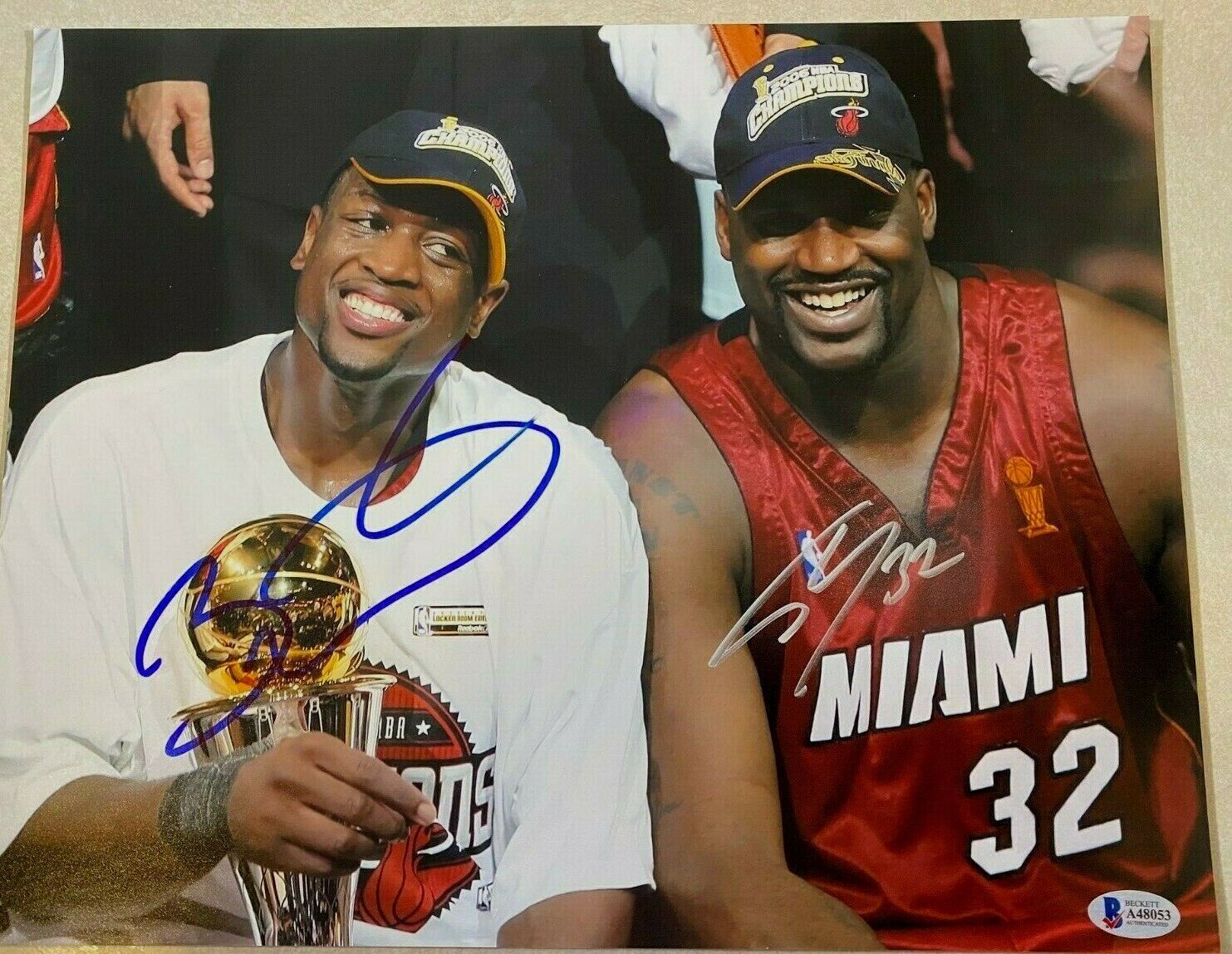 Miami Heat DWAYNE WADE/SHAQUILLE O'NEAL Dual Signed 11x14 Photo Poster painting BECKETT A48053