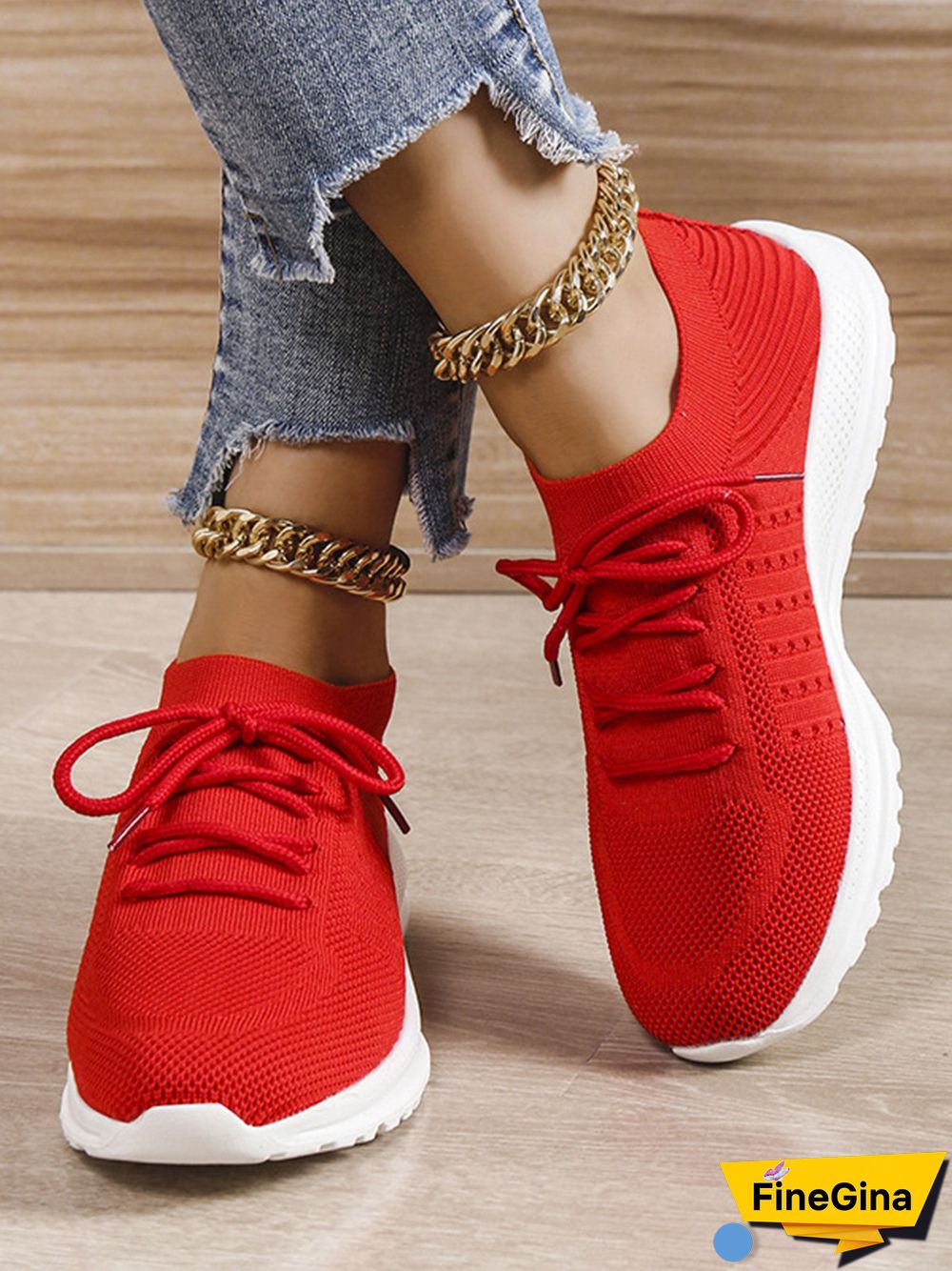Flyknit Lightweight Soft Sole Lace-Up Sneakers