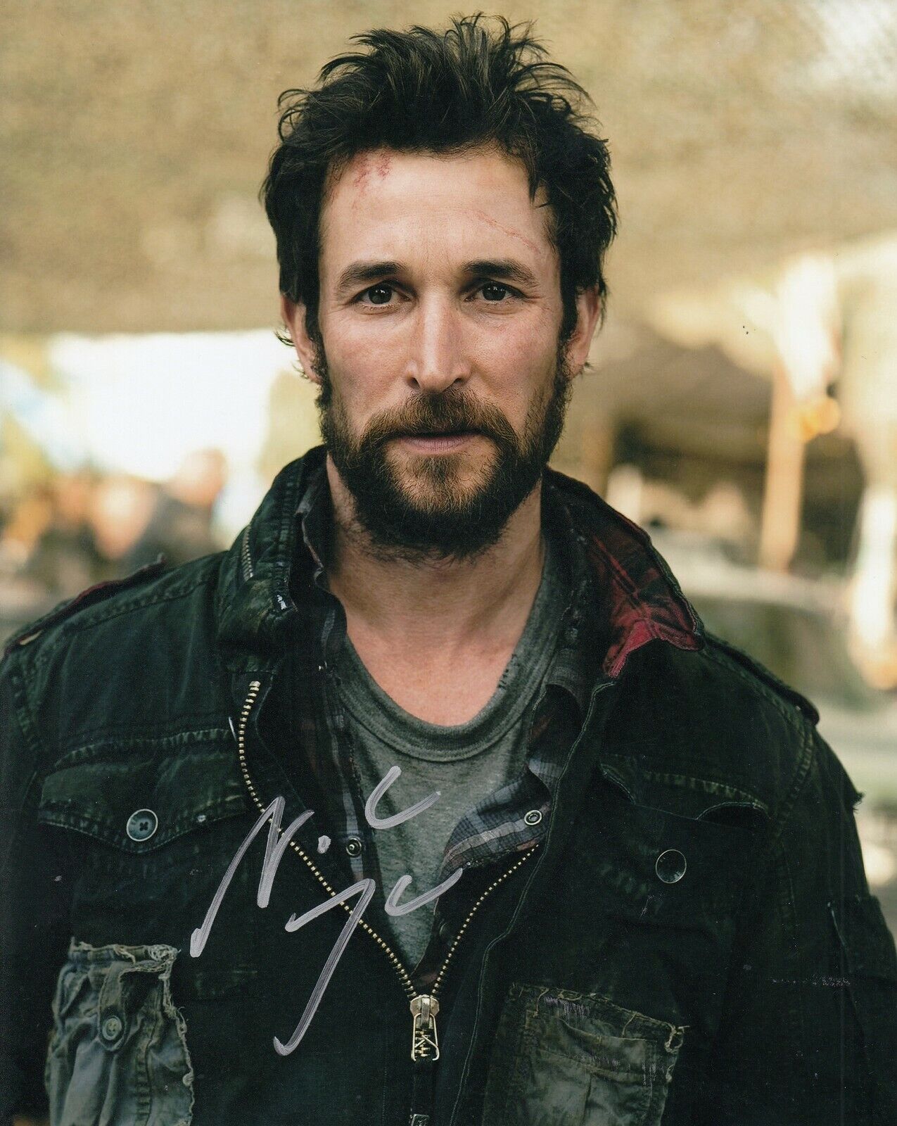 NOAH WYLE signed (Falling Skies) TV Show 8X10 *Tom Mason* Photo Poster painting W/COA #1