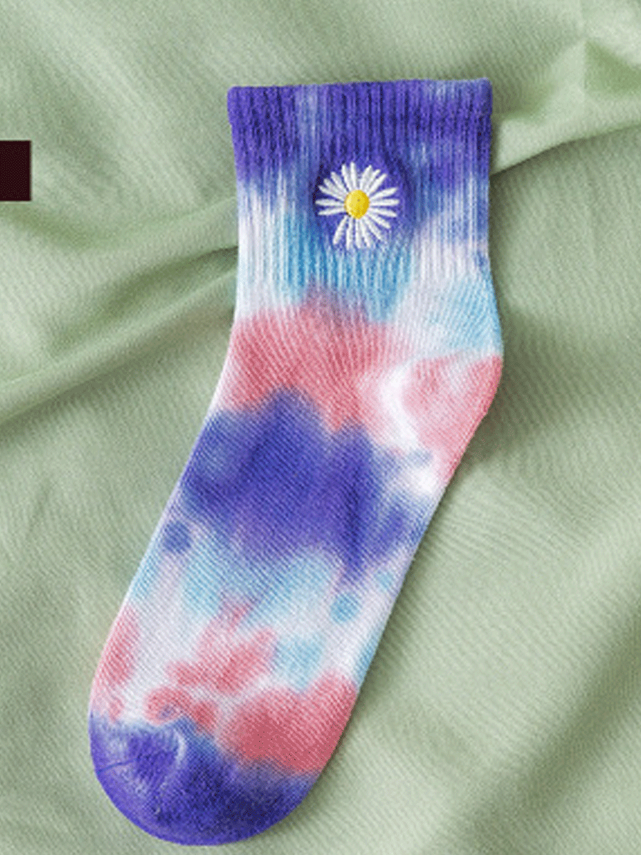 Tie-dyed Embroidery Small Daisy Tide Socks