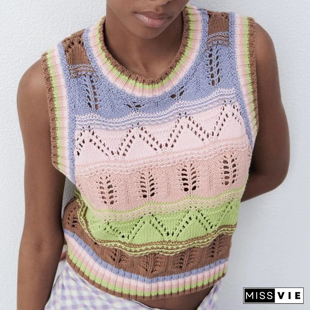 New Women Sweet Fashion Rainbow Striped Crochet Top Vest Sweater Female Retro O-neck Sleeveless Chic Casual Top