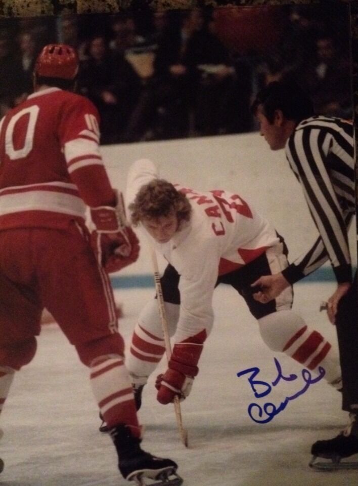 Autographed 8x10 Bobby Clarke Team Canada Photo Poster painting - w/COA