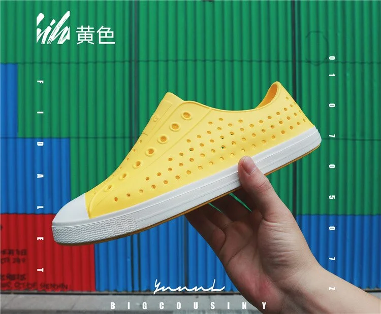 Miaoguan 2021 Children Nativ Jelly Shoes Summer Croc Shoes Scarpe Kids Garden Shoes Beach Hollow Mules Clogs Candy Color Sandals