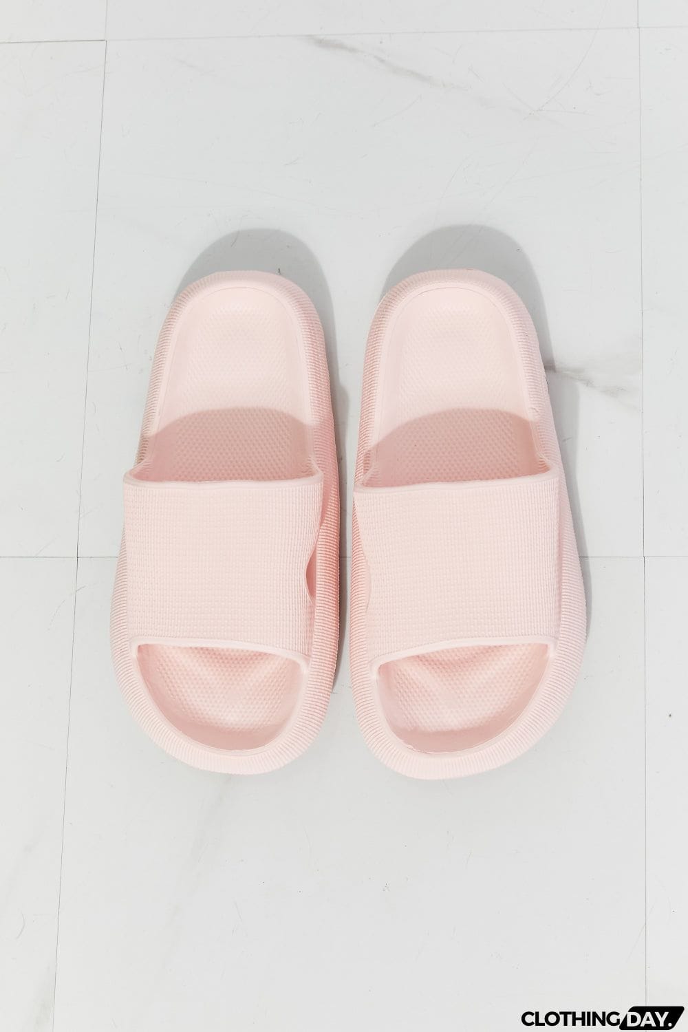 MMShoes Arms Around Me Open Toe Slide in Pink