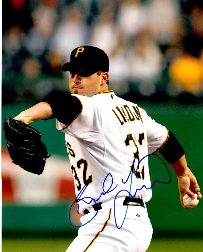 Signed 8x10 BRAD LINCOLN Pittsburgh Pirates Autographed Photo Poster painting - COA