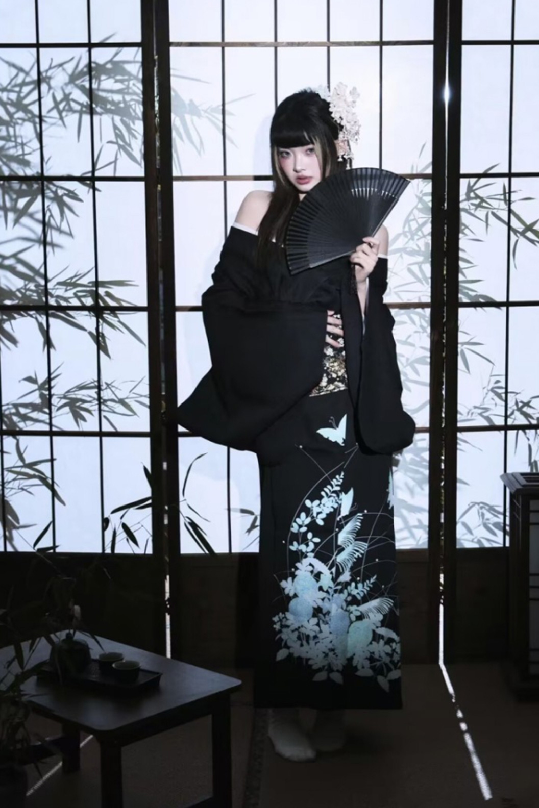 Yukata Kimono Black Gown with Gangsta Heiress and Mature Style - せいじんのひ Stupa Stones