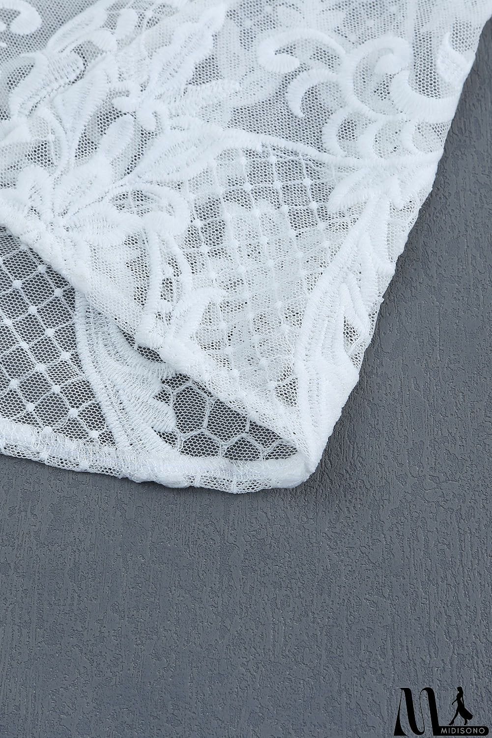 MidiSono - Zip Back Sleeveless Crochet Lace Maxi Dress