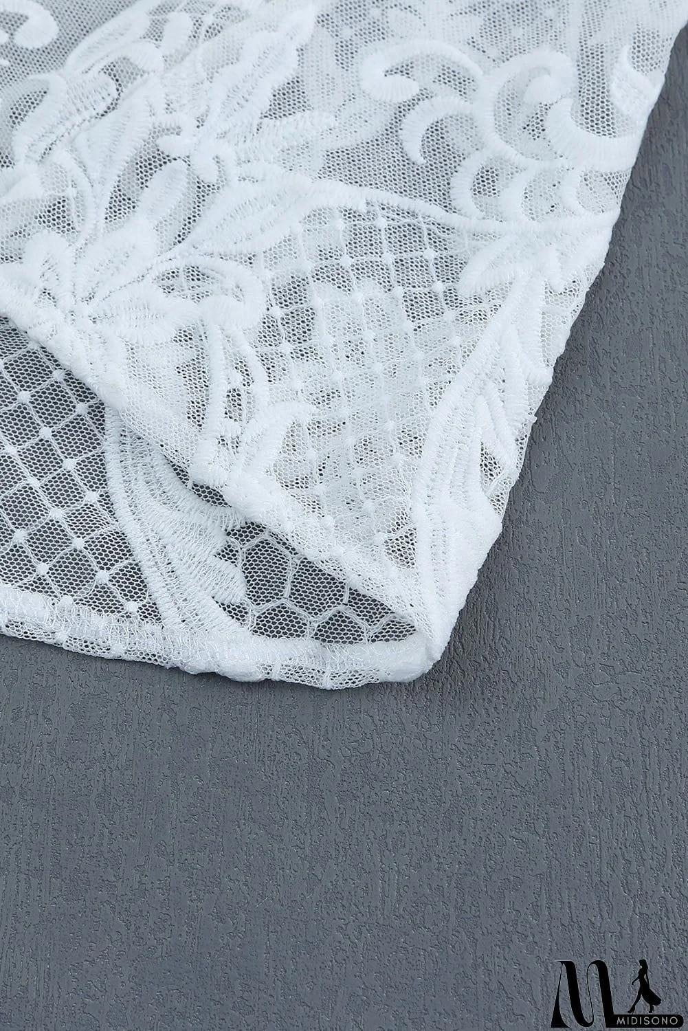 MidiSono - Zip Back Sleeveless Crochet Lace Maxi Dress