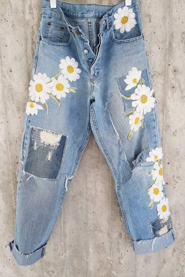 Floral Embroidered Patch Jeans