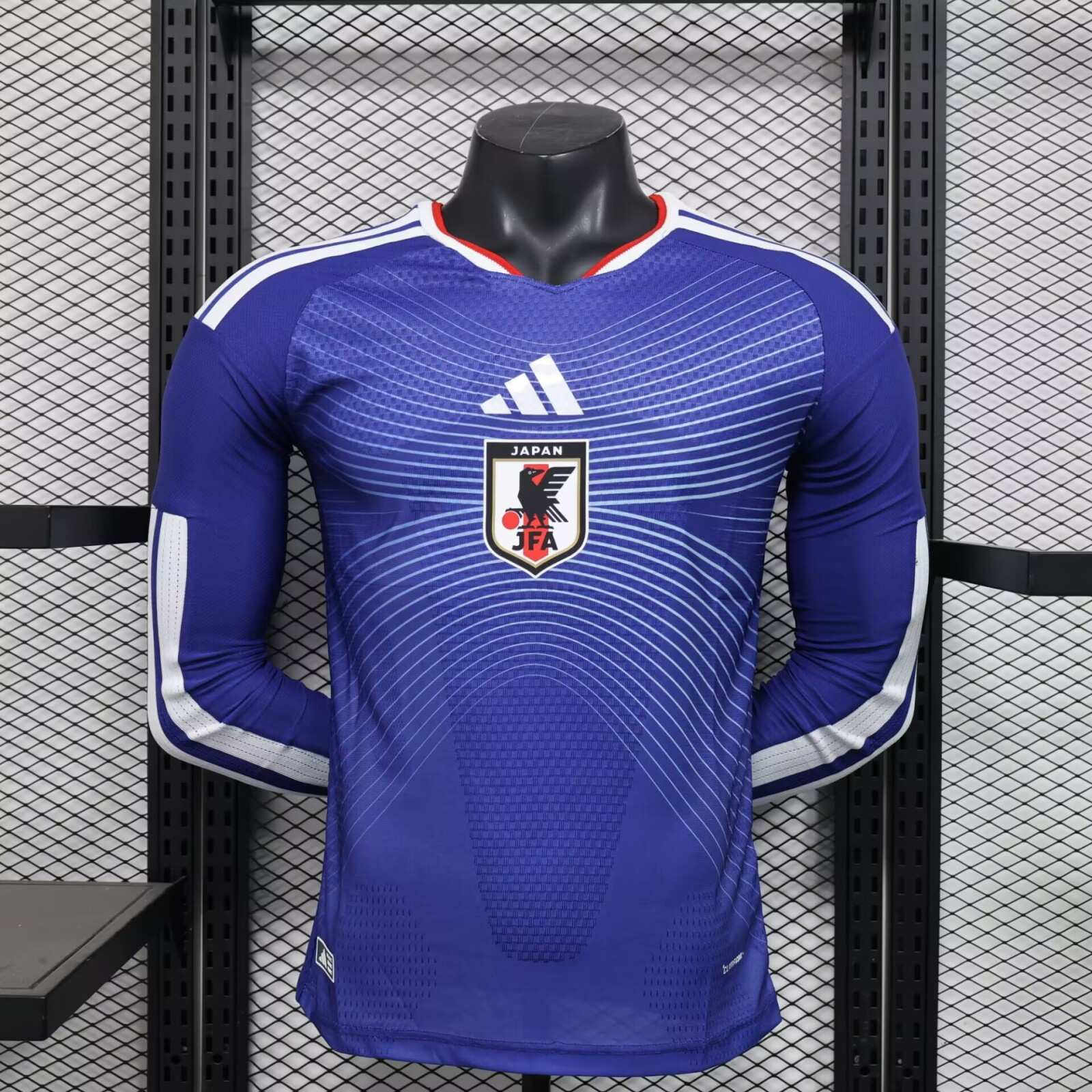 2026 Player Version Long Sleeves Japan Home Football Shirt 1:1 Thai Quality（The player version jersey is a bit tight, please pay attention to the size selection）