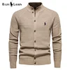Cardigan de bot&otilde;es cl&aacute;ssico