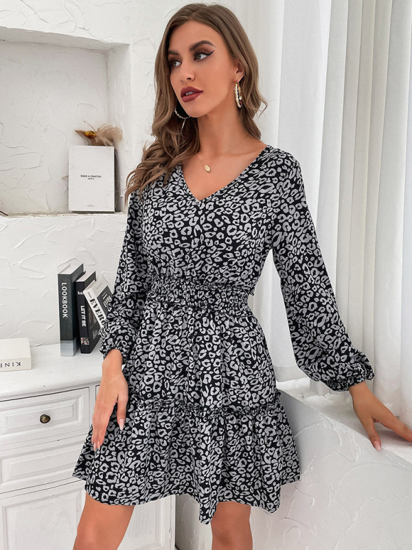 Mature Women Autumn And Winter Slim Cake Dress Ruffle Long Sleeve Casual Dress