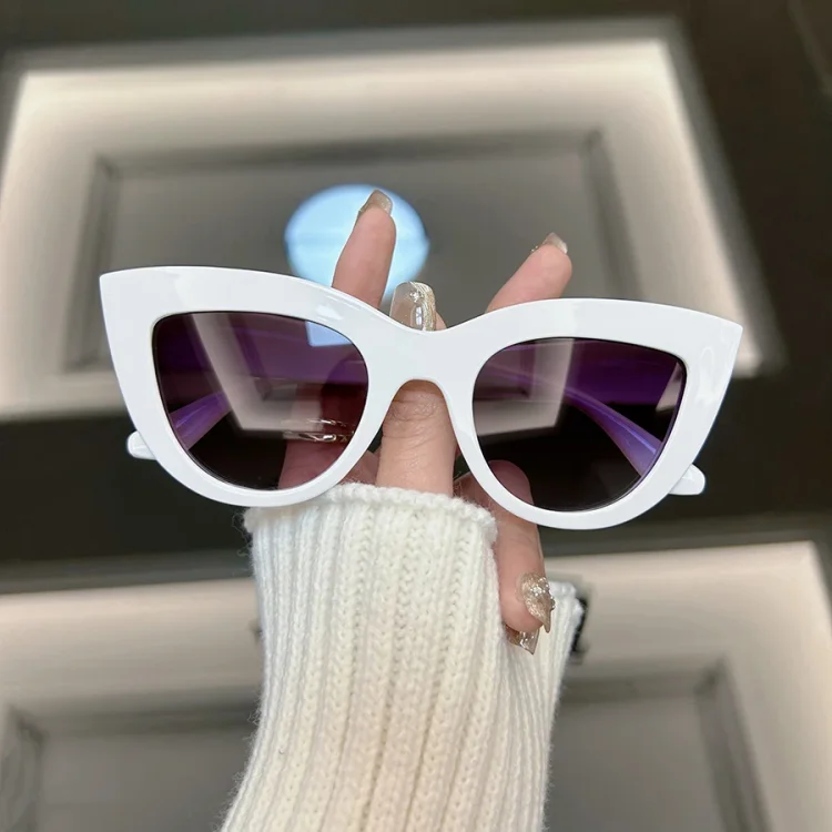 Retro Cat Eye Sunglasses Women Men Vintage Sun Glasses Female Male Shades Designer Outdoors Mirror Punk Oculos De Sol