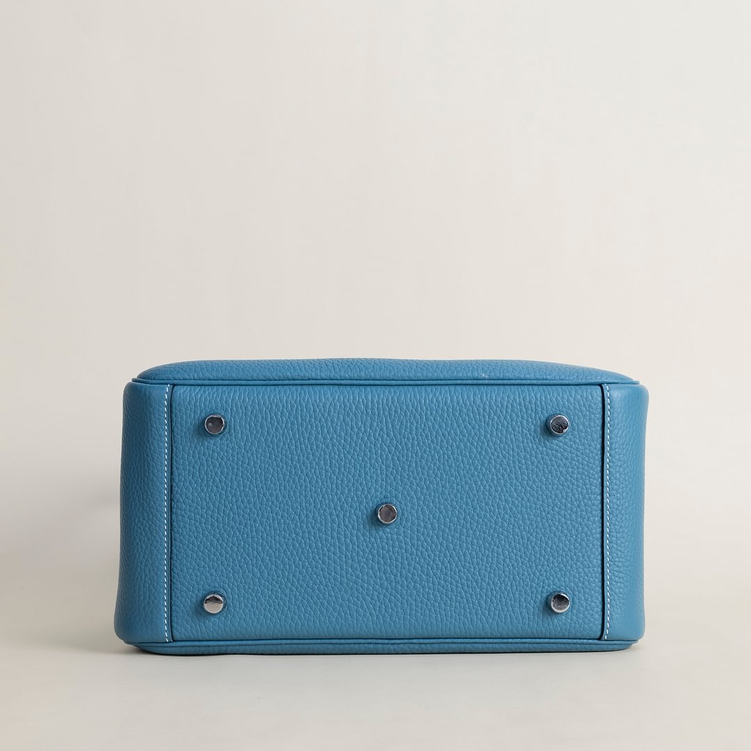 Lindy 26cm Clemence leather CK75 Blue jean PHW