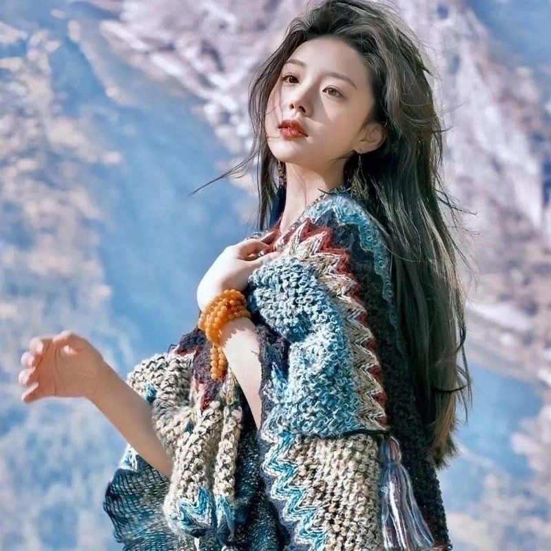 Yunnan Lijiang Travel Outside Knitted Shawl Ethnic Style Vintage Cape Cloak Tassel Scarf For Vacation Wear