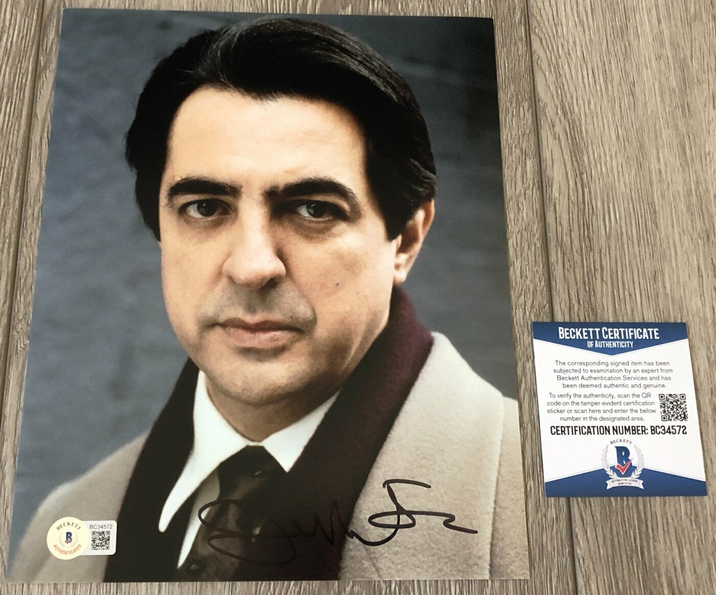 JOE MANTEGNA SIGNED THE GODFATHER PART 3 8x10 Photo Poster painting B & BECKETT BAS COA