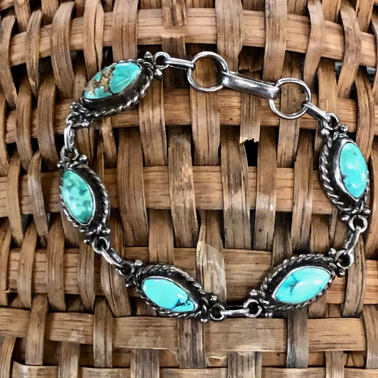 Early Navajo Wrought Silver and Turquoise Link Bracelet