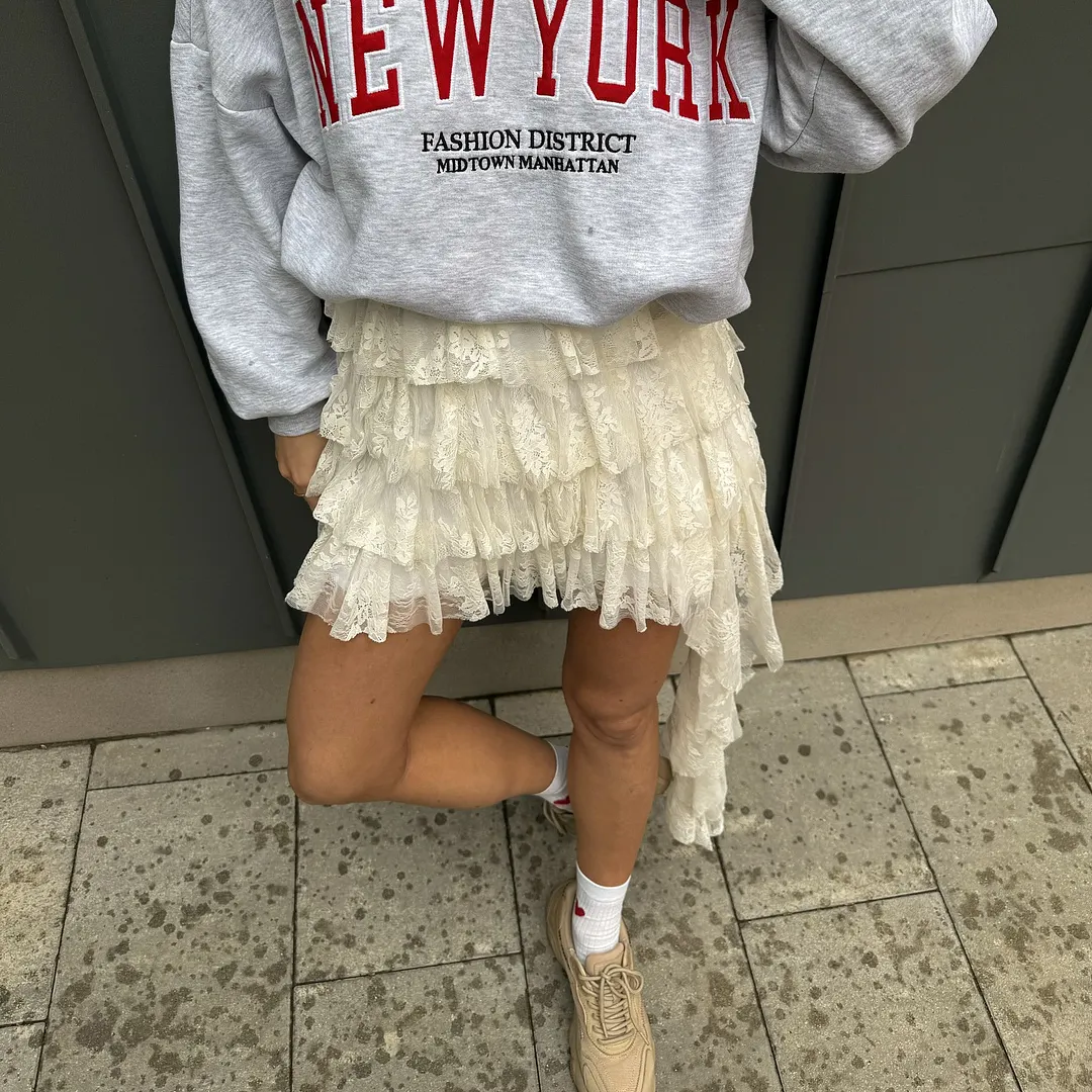 Athvotar Athvotar Personality Irregular Design Feel White Lace Skirt Fashion Hot Girl With Breathable Woman