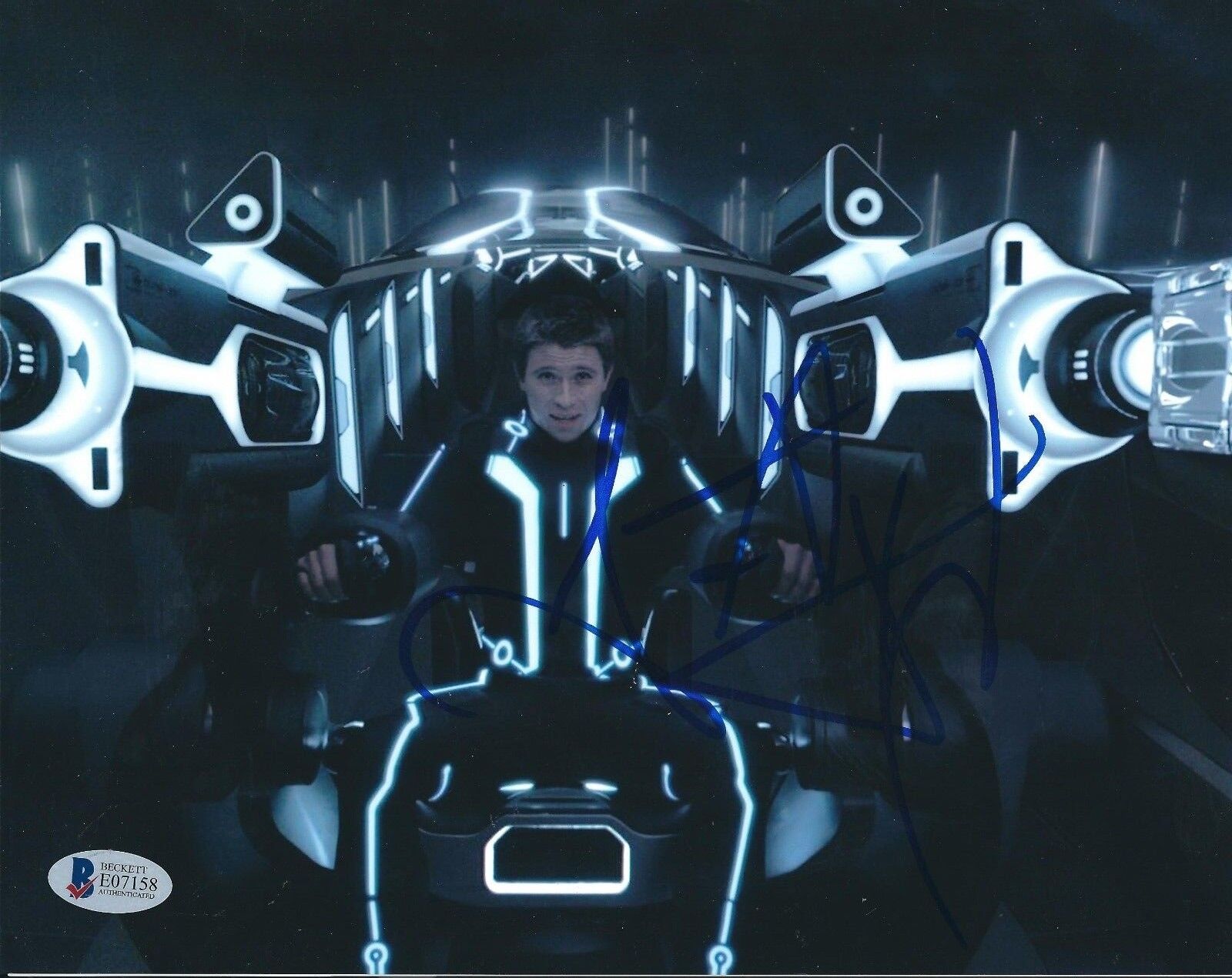 Garrett Hedlund Signed 8x10 Disney's Tron Legacy Photo Poster painting BAS *Sam Flynn E07158