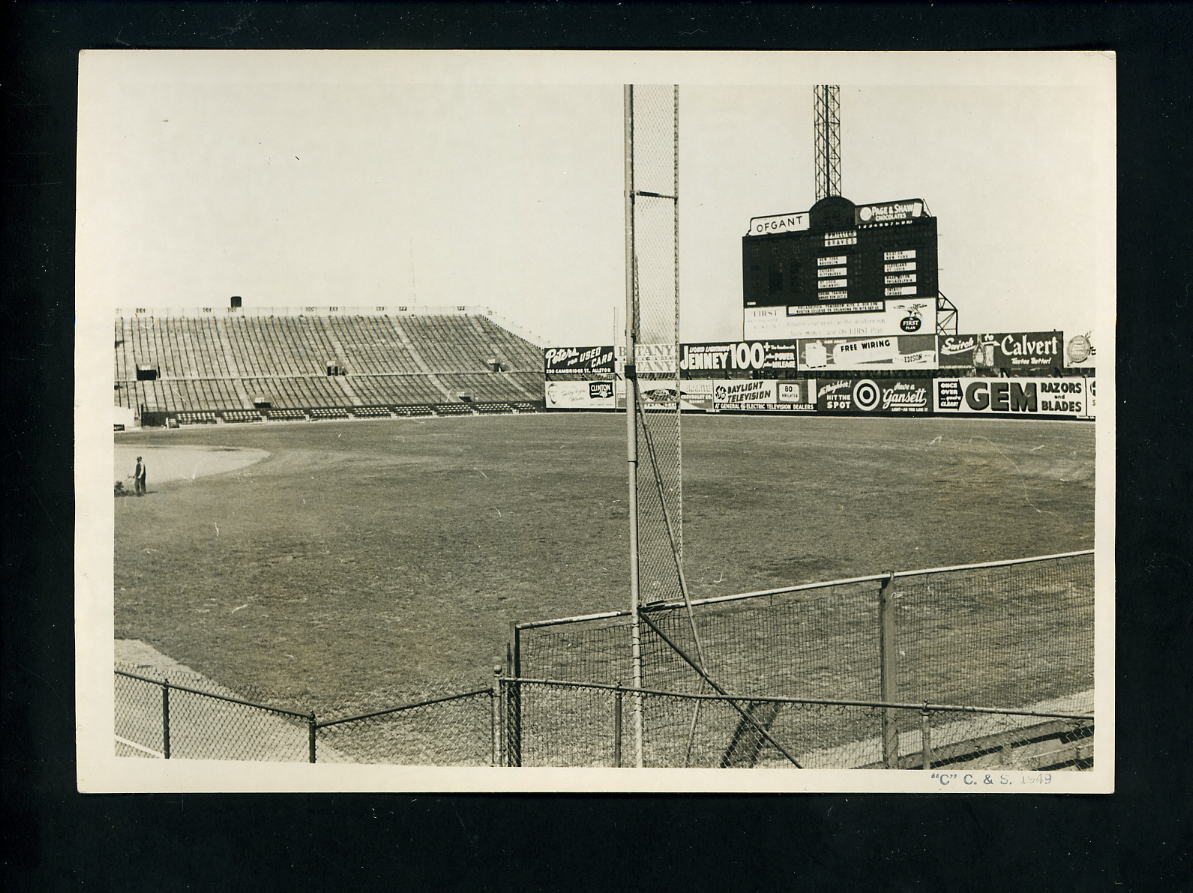 Braves Field across field foul pole to foul pole 1949 Press Photo Poster painting Boston Braves