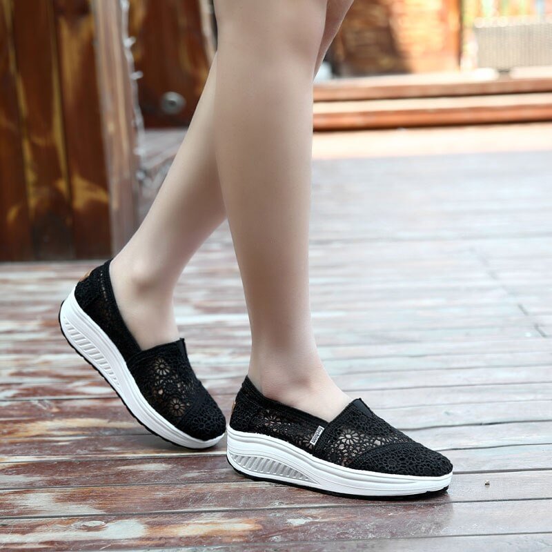 MWY Thick Platform Shoes Increased Breathable Leisure Shoes Rocking Shoes Zapatos Bajos De Mujer Lace Openwork Female Sneaker