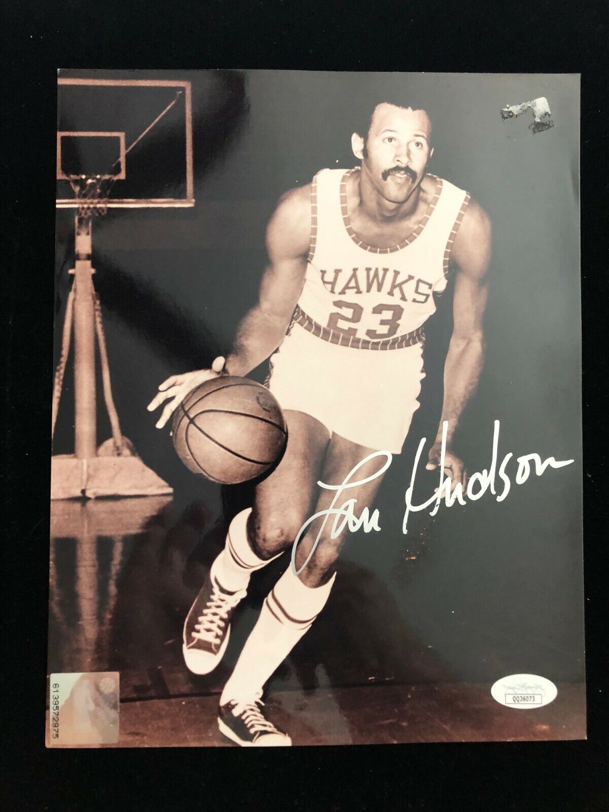 Lou Hudson Signed Autographed Photo Poster painting - Atlanta Hawks - JSA # QQ36073