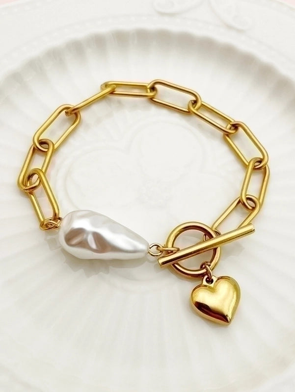 Artistic Heart Shape 304 Stainless Steel Gold Plated Pearl Shell Bracelets In Bulk