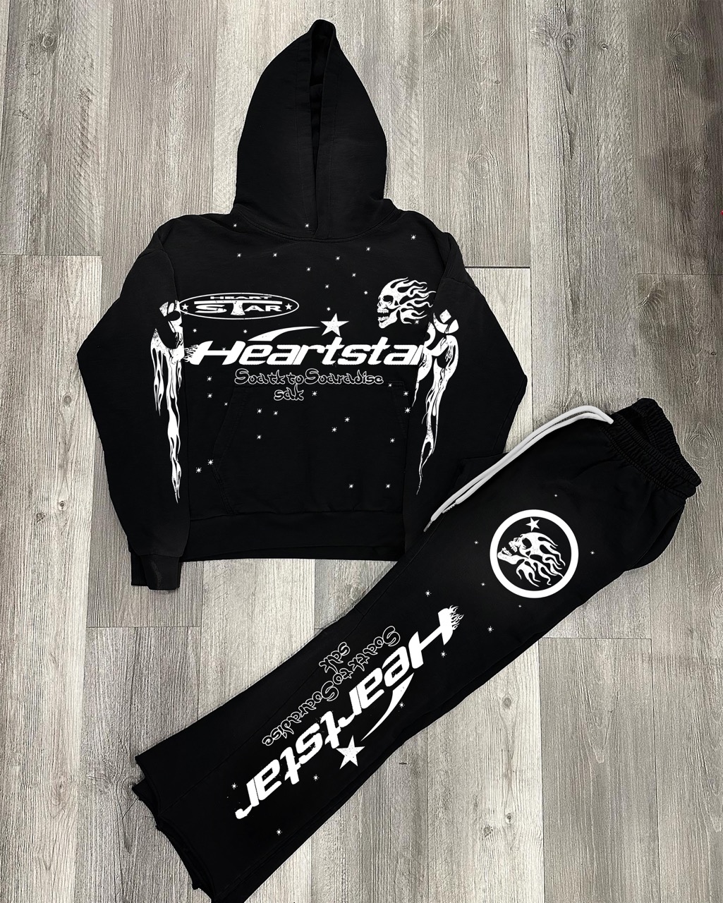 Sopula Heart Star Graphic Black Pullover Hoodie Tracksuit & Flared Sweatpants - SOPULA
