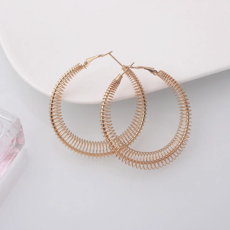 Exaggerated Women Hoop Earrings Spring Shape Earrings for Ladies Unique Design Punk Unusual Earrings boucle oreille femme