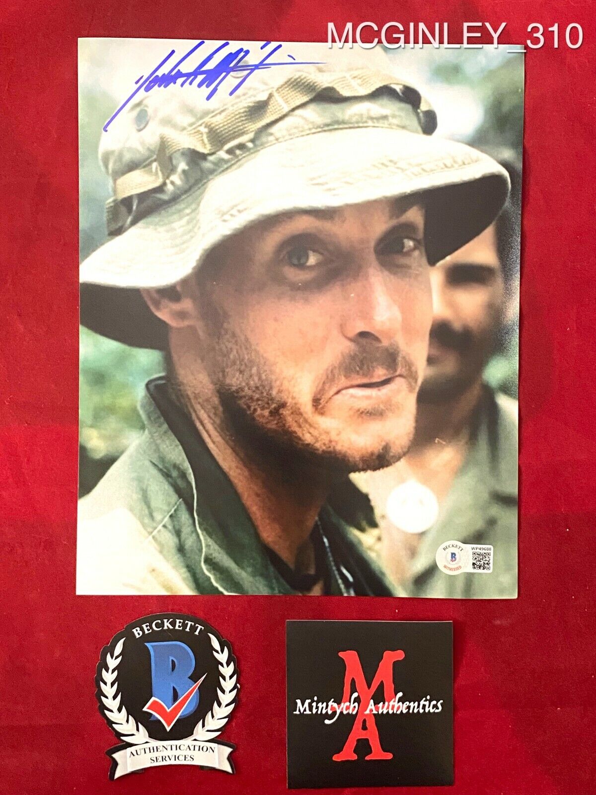 JOHN MCGINLEY AUTOGRAPHED SIGNED 8x10 Photo Poster painting! PLATOON! SGT O'NEILL! BECKETT COA!