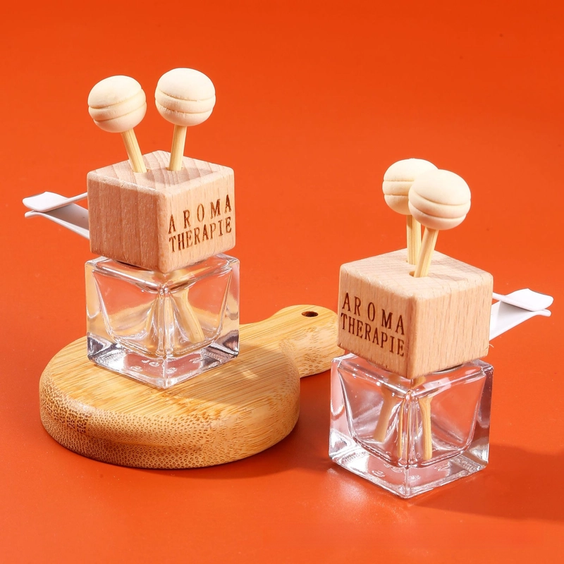 Car Air Outlet Clip Aromatherapy Bottle Large Square Glass Perfume Bottle Car Air Conditioning Hole Car Accessories Empty Bottle