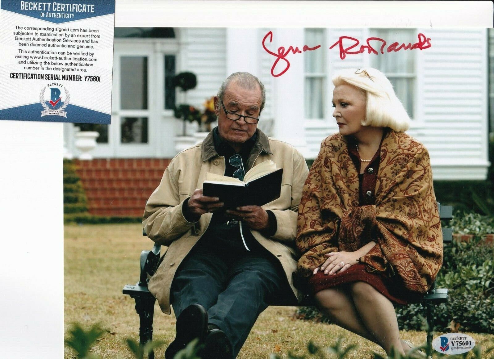 GENA ROWLANDS signed (THE NOTEBOOK) Allie Calhoun movie 8X10 BECKETT BAS Y75601