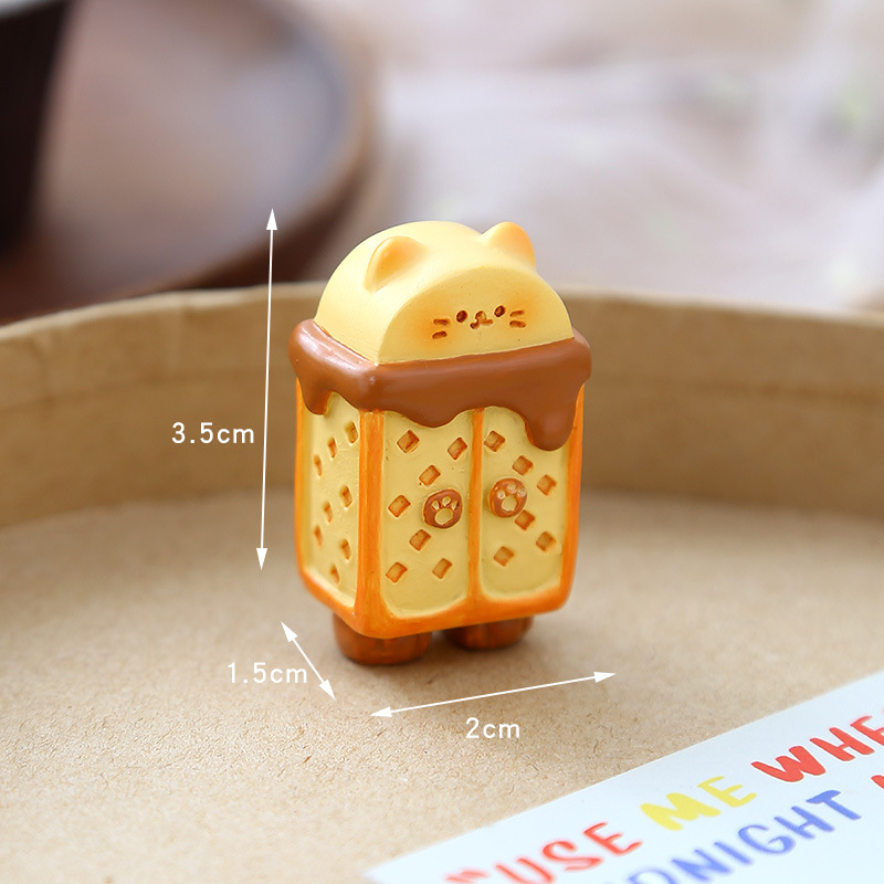 Mini Bread Cat Furniture Set