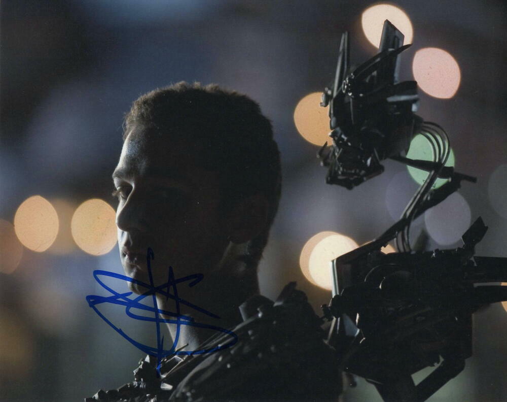 SHIA LABEOUF SIGNED AUTOGRAPH 8X10 Photo Poster painting - TRANSFORMERS STUD, INDIANA JONES STAR