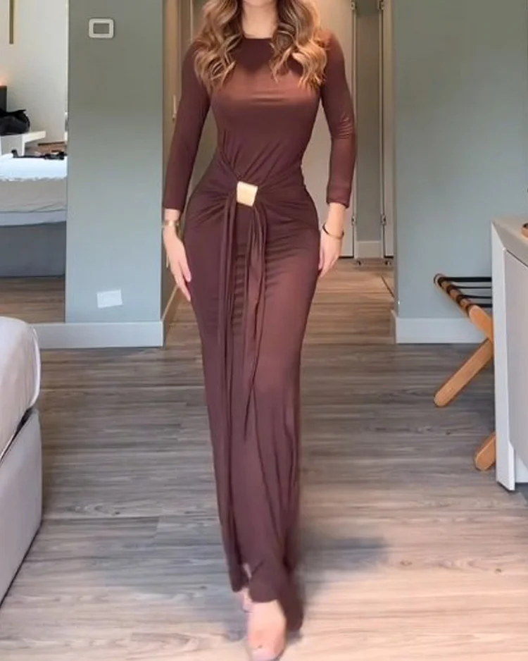 Long sleeve waist solid color dress