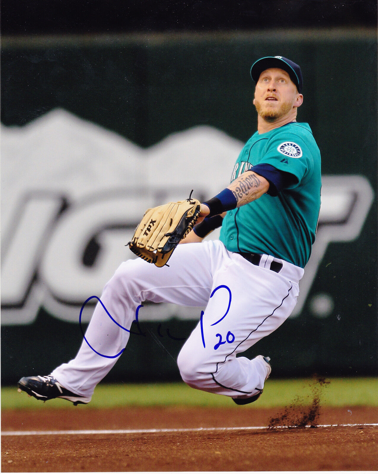 MIKE CARP SEATTLE MARINERS ACTION SIGNED 8x10