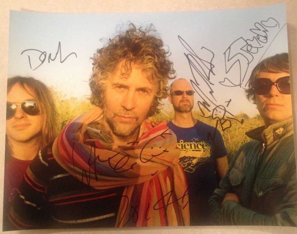 THE FLAMING LIPS Complete Band Signed 11x14 WAYNE COYNE