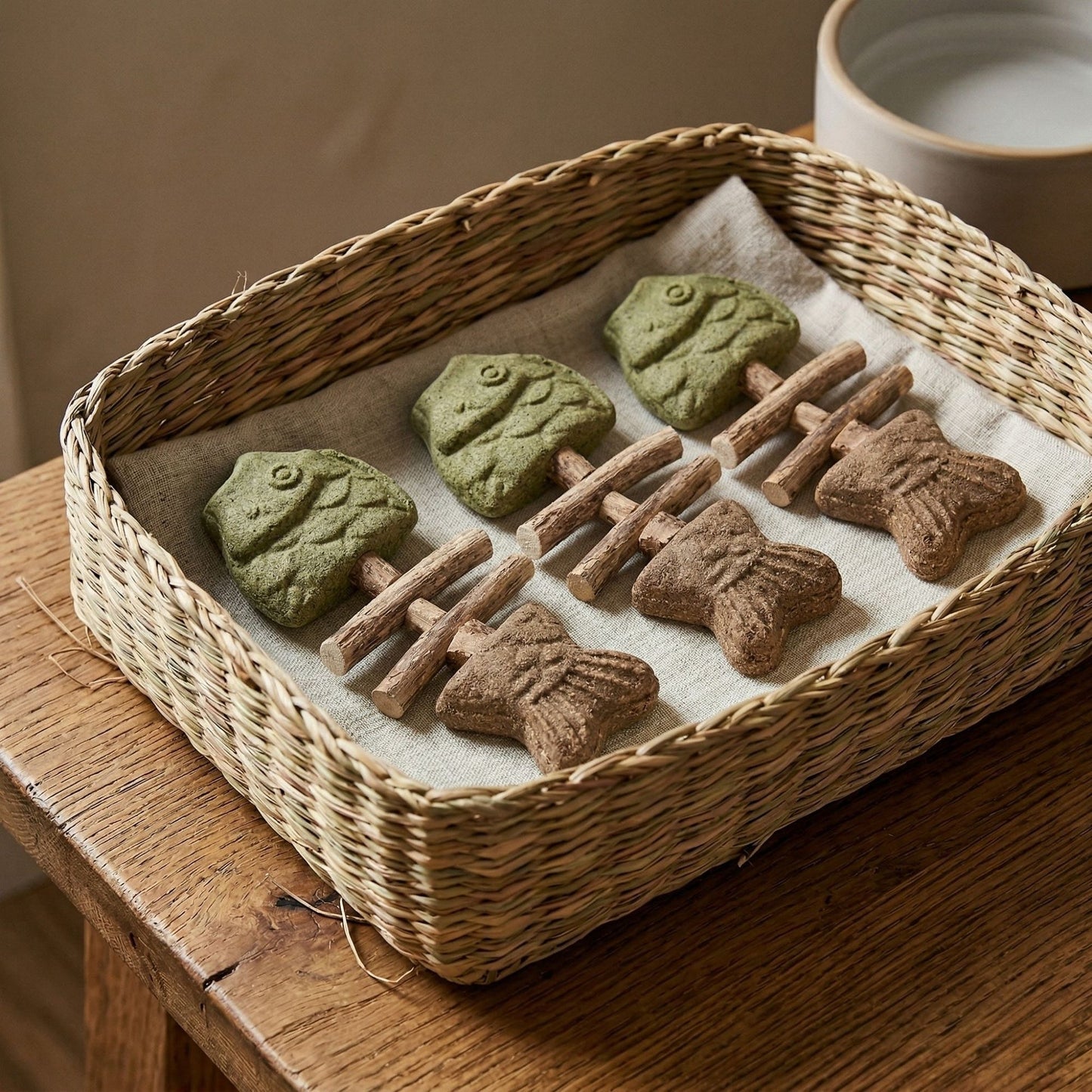 Cat chew toys in tray