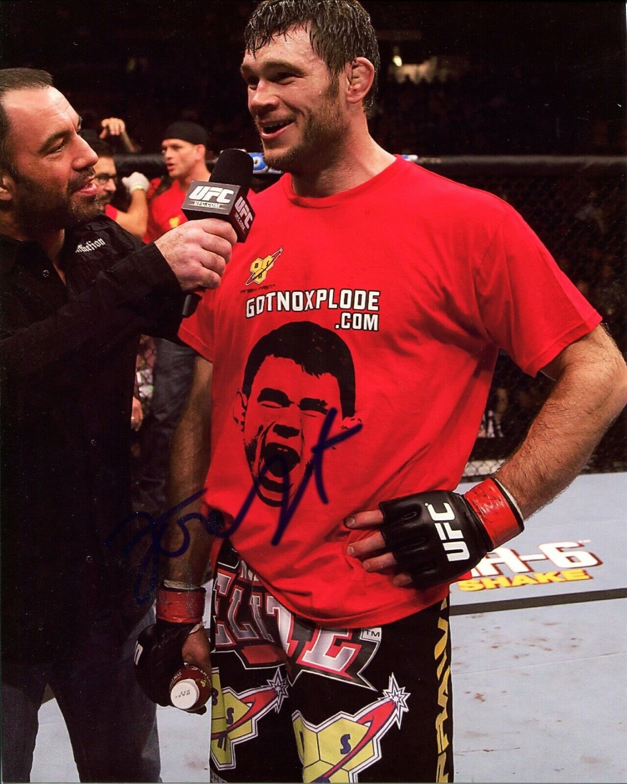 Forrest Griffin UFC Autographed Signed 8x10 Photo Poster painting Ultimate Fighter HOF CFS COA