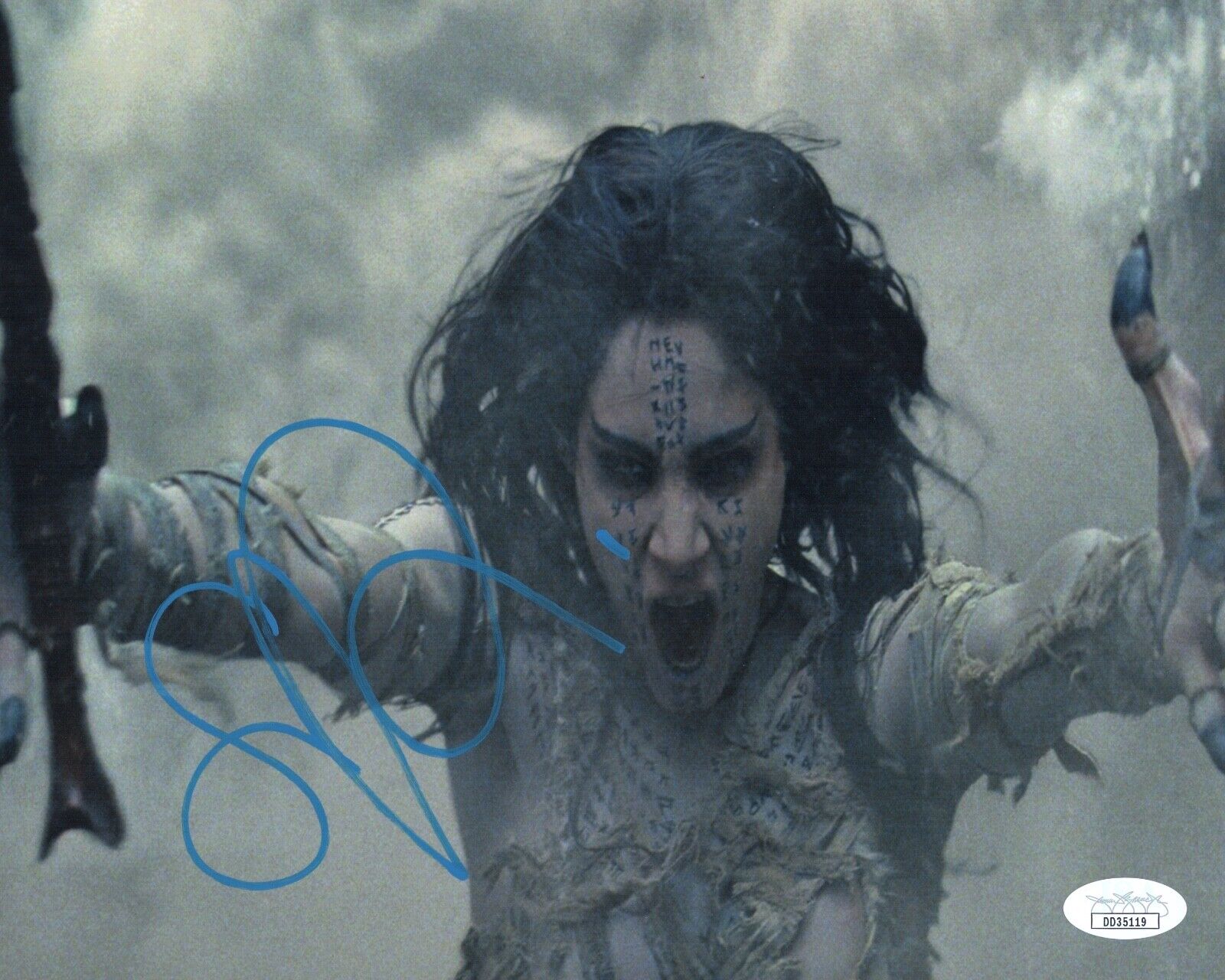 SOFIA BOUTELLA Signed 8x10 THE MUMMY Photo Poster painting In Person Autograph JSA COA