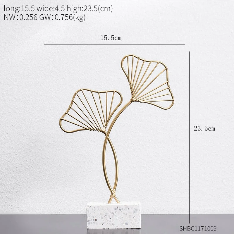 Nordic Home decor Metal Maple Leaf Model Abstract Sculpture Modern Iron Statue Decoration for home Office Desk Decoration