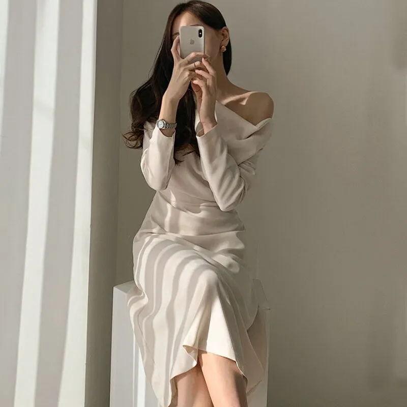 Irregular Slim and Slim Joker Dress Women White Black Long Sleeve Slash Neck Sexy Mature Long Dresses Vestido 13067