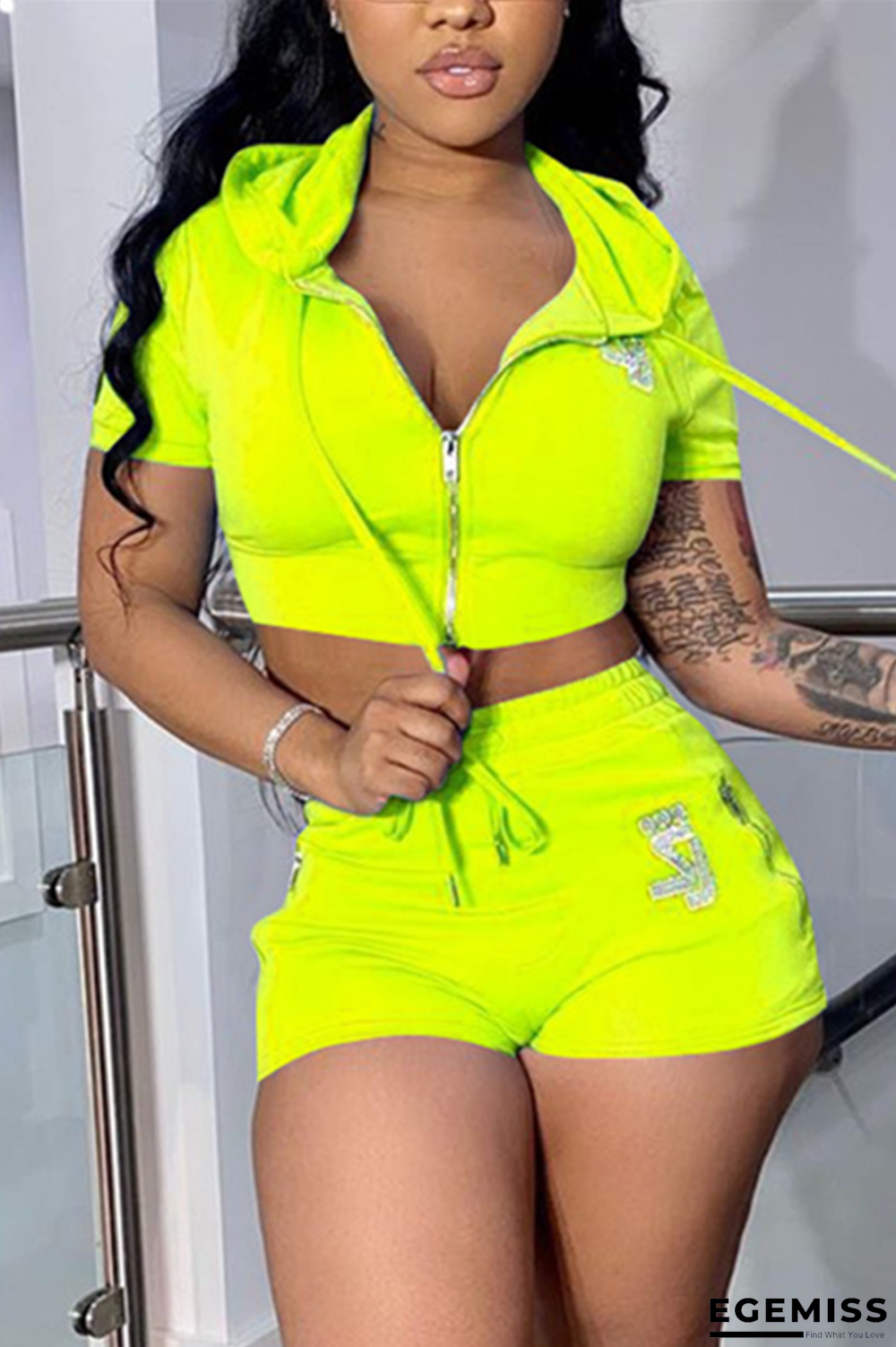 Yellow Casual Fashion adult Patchwork Two Piece Suits Zippered Solid diamonds pencil Short Sleeve | EGEMISS