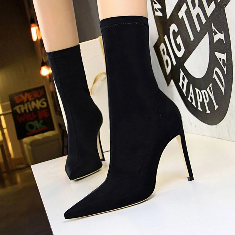 2020 Autumn Fashion Women Boots Slip-on Elegant Beige Pointed Toe Elastic Ankle Boots Simplicity Heels Shoes Female Socks Boots
