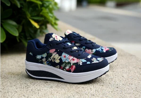New Fashion Breathable Women's Casual Sports Shoes Women Wedge With Thick Sole Rocking Shoes Women Sneakers Zapatillas Mujer